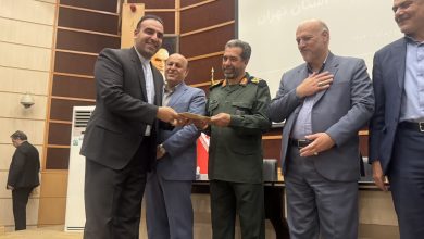 تجلیل از فرماندار و شهردار اسلامشهر در آیین مدیران نمونه بسیج ادارات استان تهران