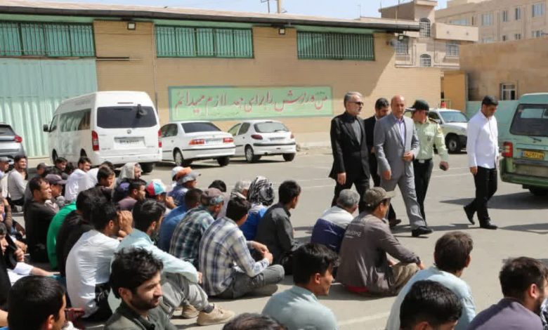 ساماندهی اتباع غیر مجاز