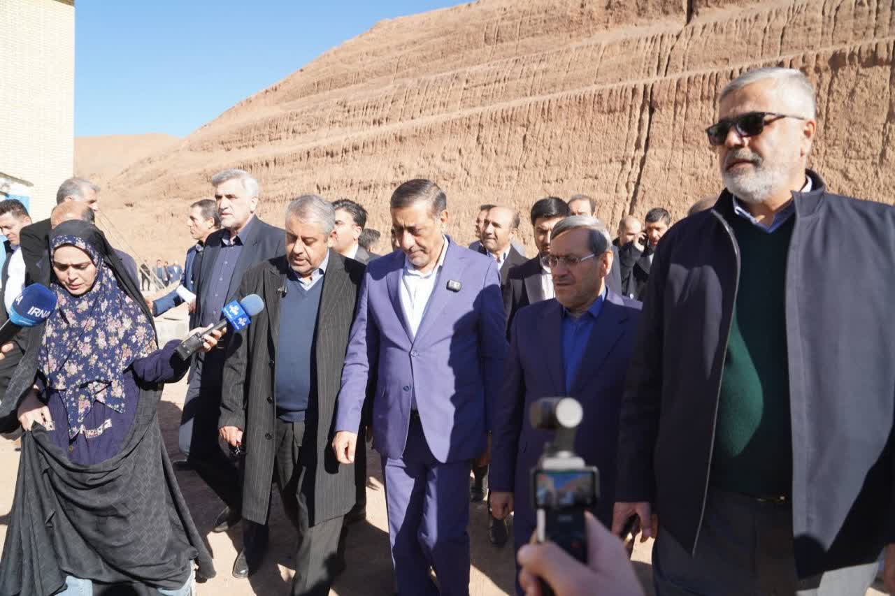 بازدید معاون اجرایی رئیسجمهور از تصفیه خانه پرند